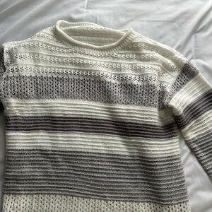 SHEIN women’s Crewneck Sweater - White and Gray